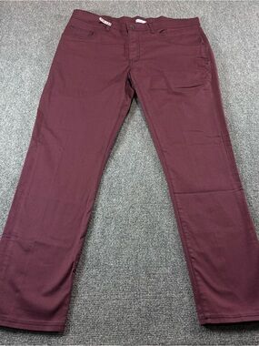 Blue Delta Burgundy Cotton Chinos
Handcrafted HOLLAND&SHERRY
CUSTOM Made In USA